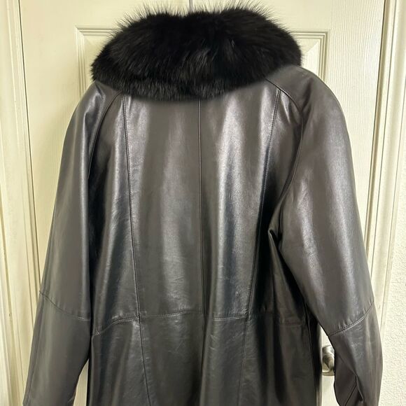 💼Lamb Nappa Leather and Fox Fur Jacket. Relaxed Fit, Stylish, Classic - Picture 16 of 16